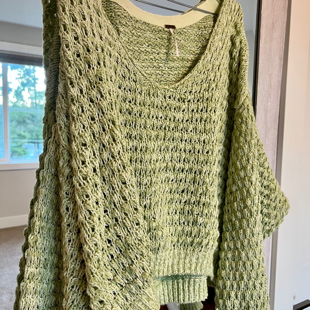 Oversized Free People Heather green summer sweater, small